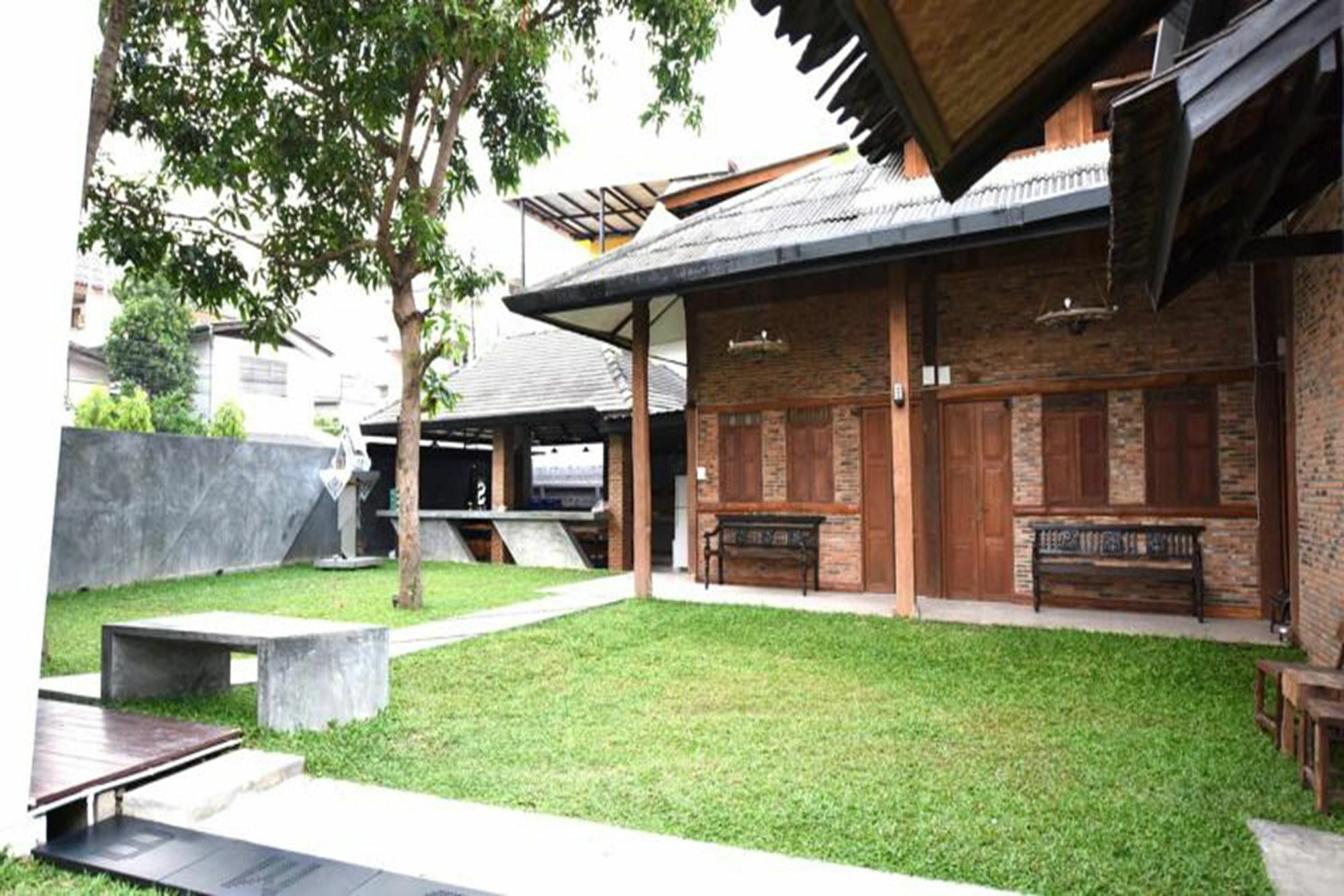 Chiang Mai Udee Hotel Ngoại thất bức ảnh
