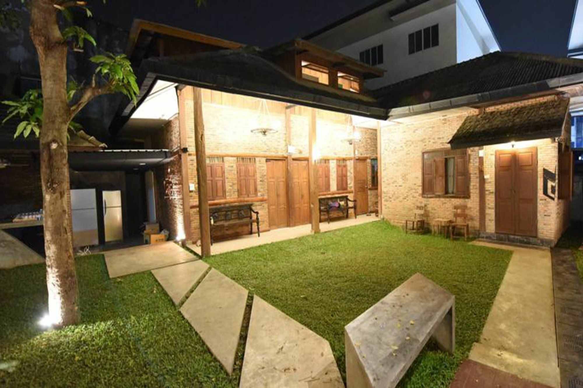 Chiang Mai Udee Hotel Ngoại thất bức ảnh